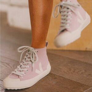VEJA NOVA HIGH TOP CANVAS SNEAKER IN BABE PIERRE SIZE 9 *NEW WITH BOX*
